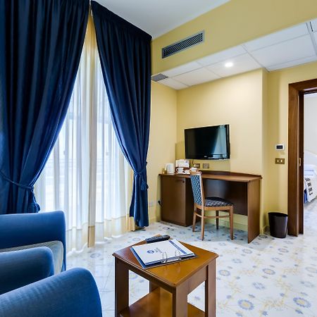 Best Western Hotel La Solara Соренто Екстериор снимка