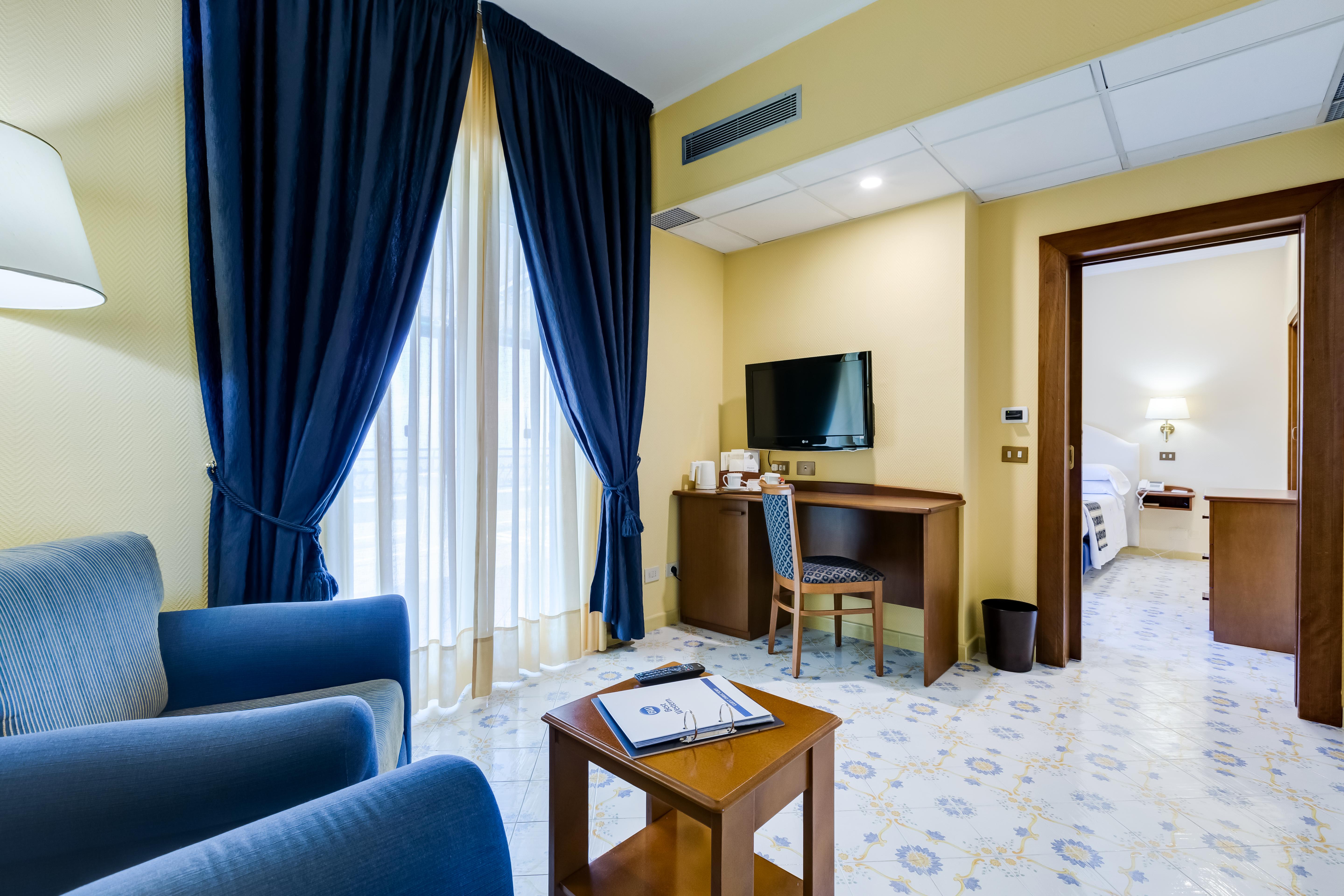 Best Western Hotel La Solara Соренто Екстериор снимка