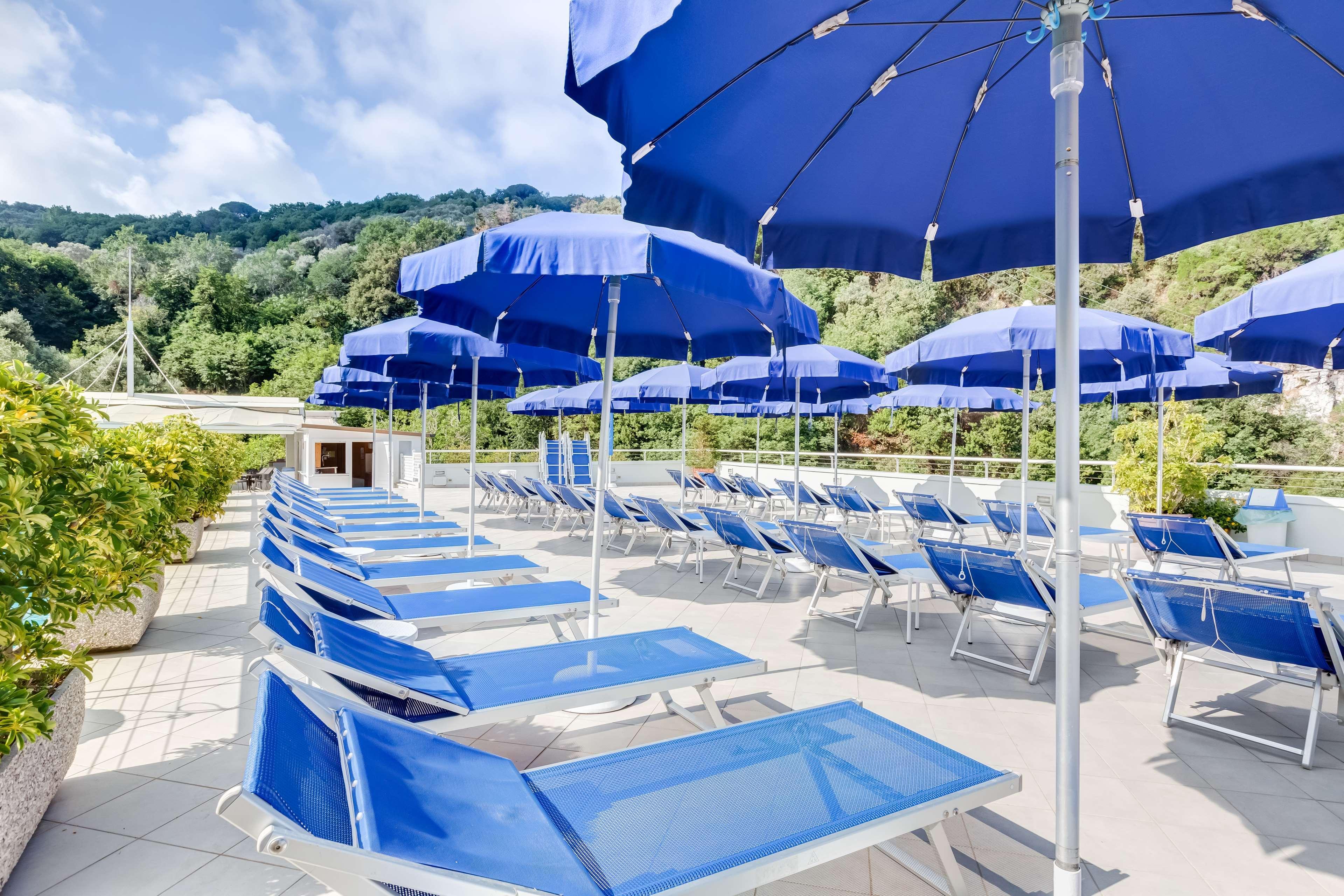 Best Western Hotel La Solara Соренто Екстериор снимка