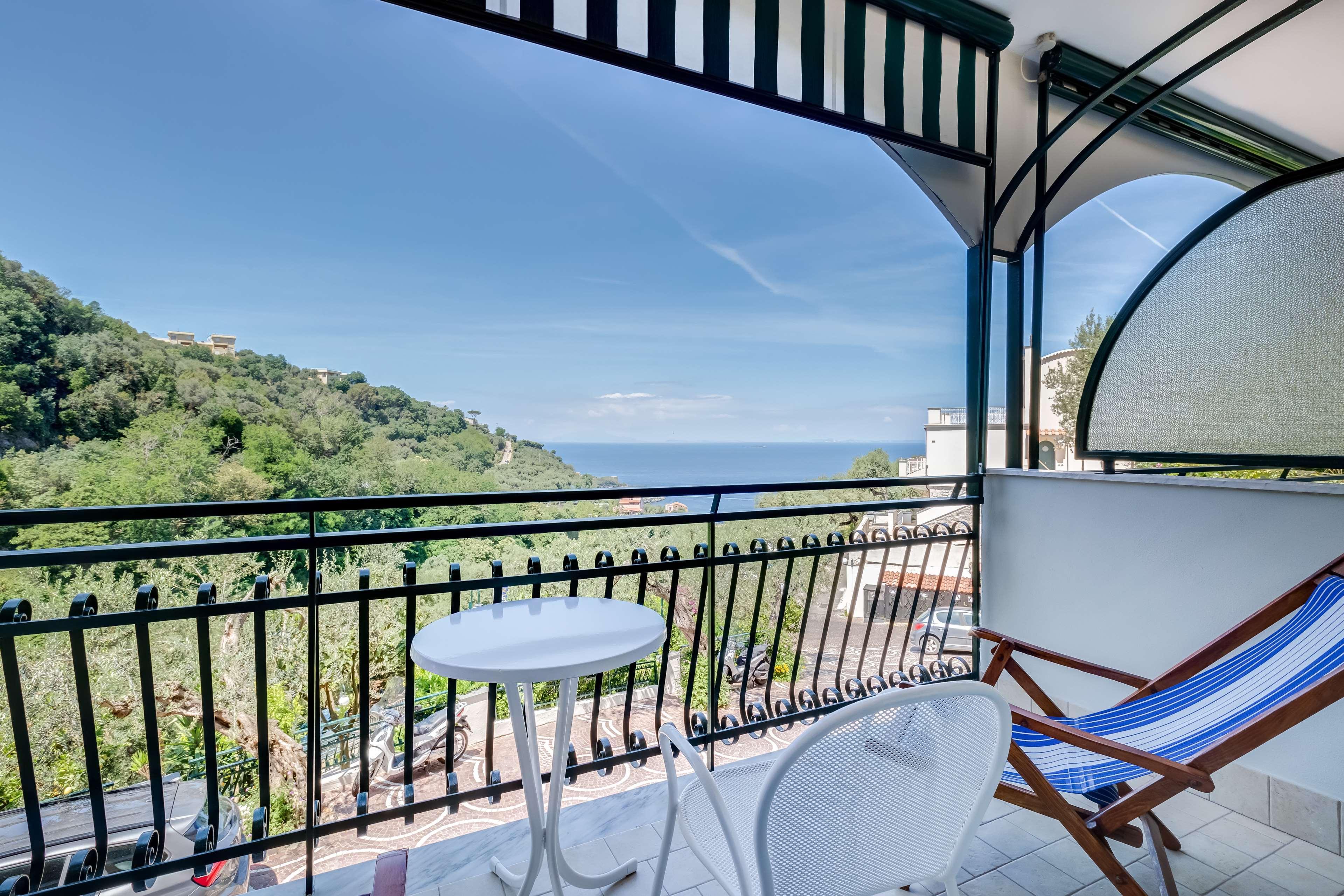 Best Western Hotel La Solara Соренто Екстериор снимка