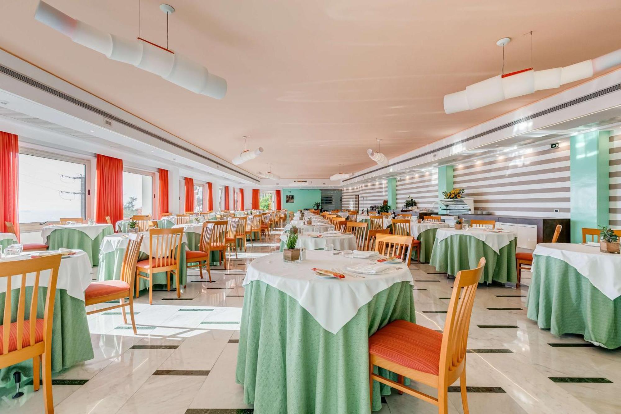 Best Western Hotel La Solara Соренто Екстериор снимка