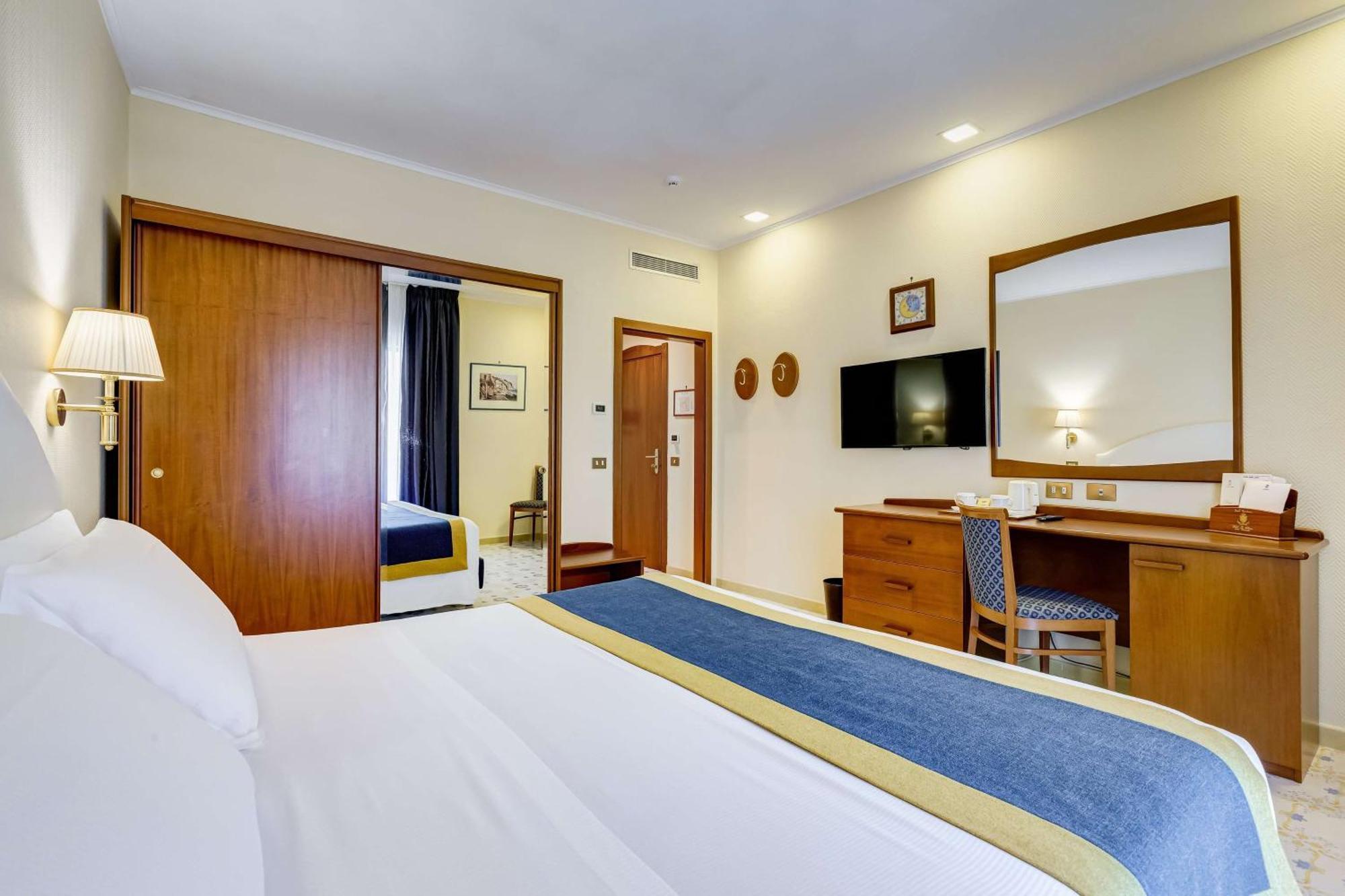 Best Western Hotel La Solara Соренто Екстериор снимка